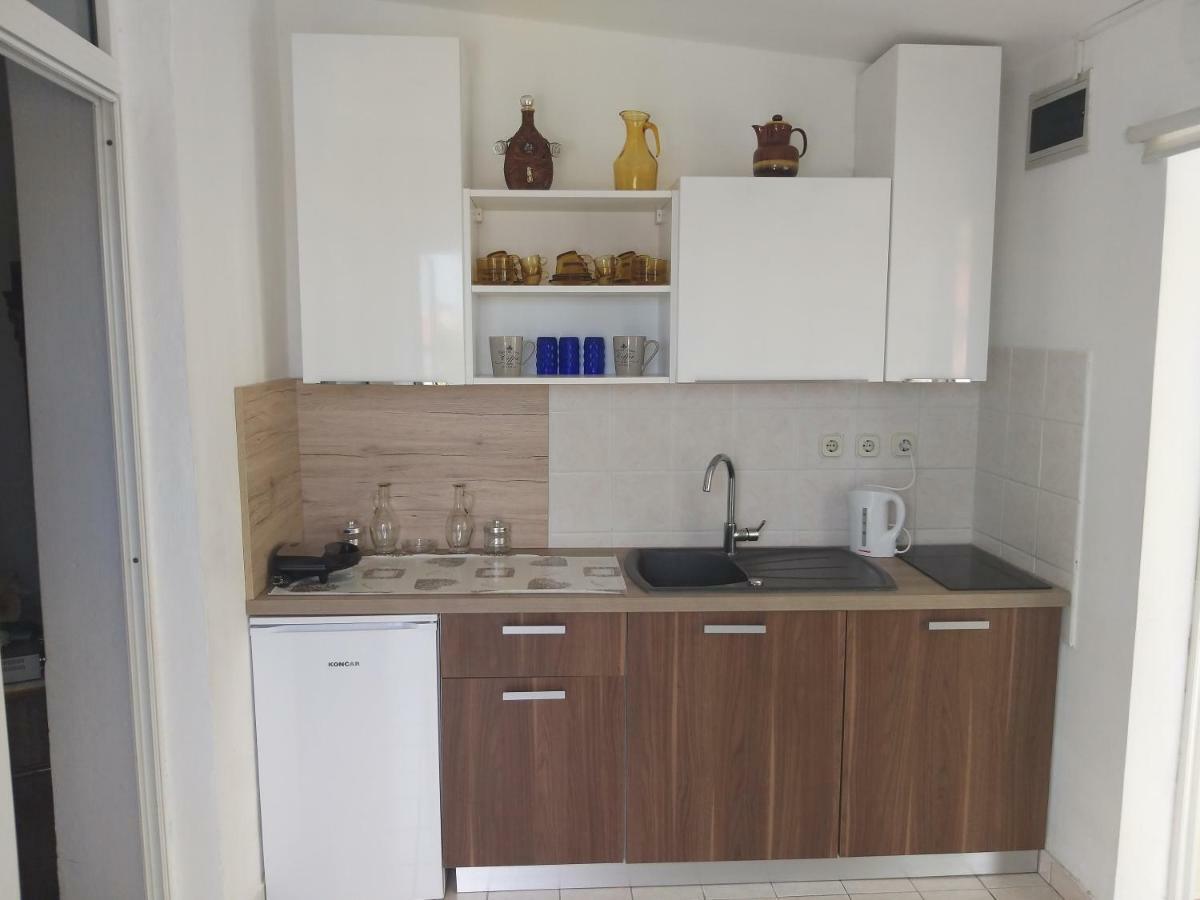 Apartment Milka ヴィンイェラック エクステリア 写真